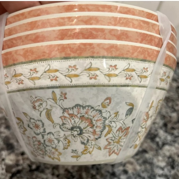 Rachel Ashwell Farmhouse Set of 8 Melamine Plates & Bowls Soft Pastel Design NEW - Picture 4 of 4